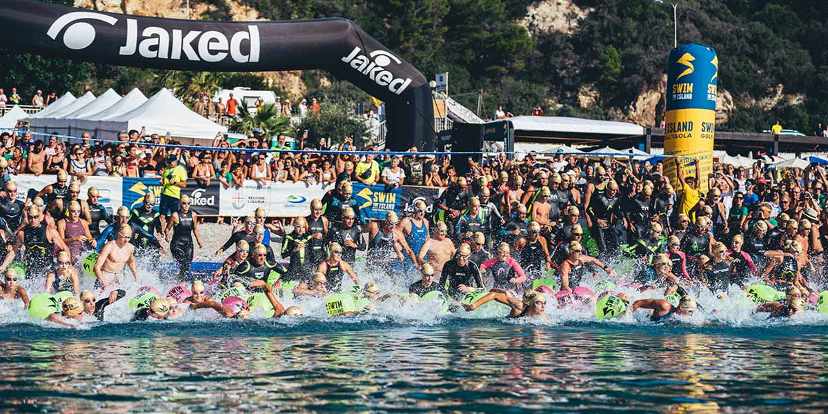 Dole Italia è sponsor di SwimtheIsland Golfo dell’Isola 2024